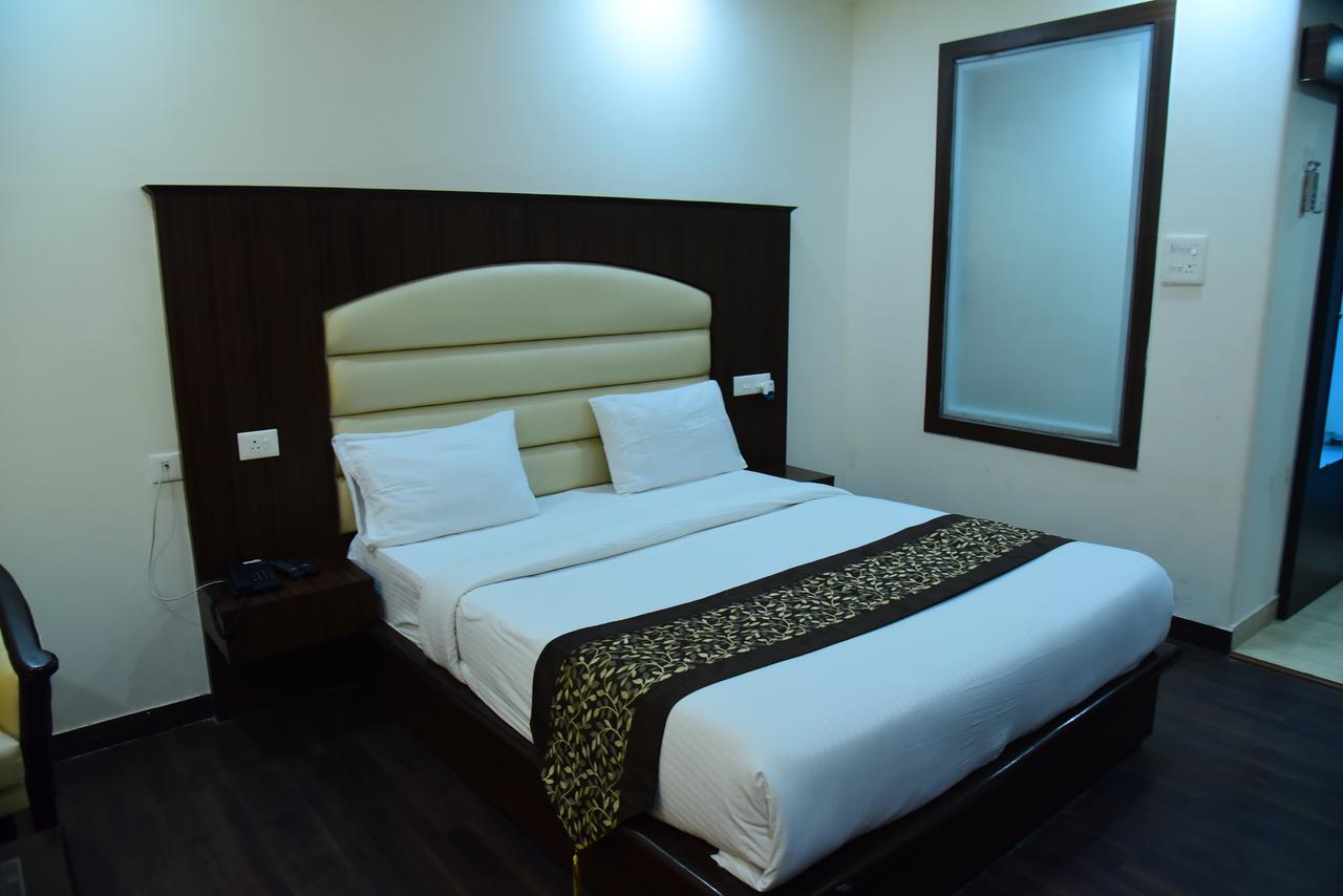 Hotel Castle View Roorkee Bagian luar foto